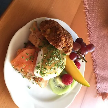 Guest house Cafe Suzette
