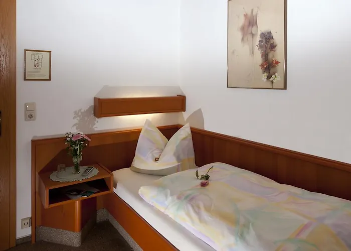 Gasthof Cafe Suzette 3*