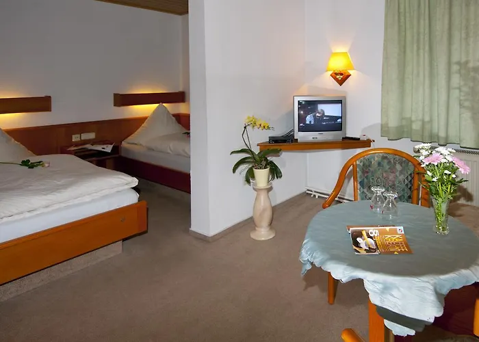 Gasthof Cafe Suzette 3*